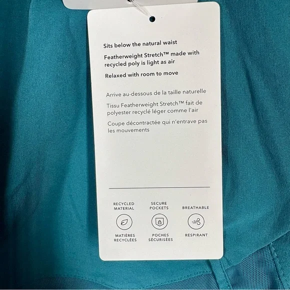 NWT Athleta Mesh Racer Run Athletic Short 4” in Teal/Dark Blue. Small - Picture 4 of 8